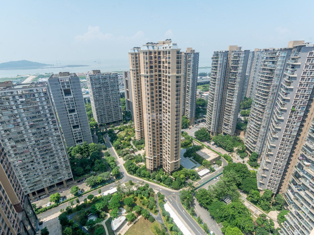 幸福港湾4室2厅1卫89.12㎡南北0万