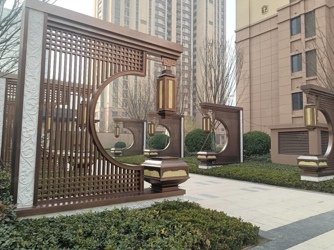 国府大院76万3现房126平大3居可公积金贷款无任何费用