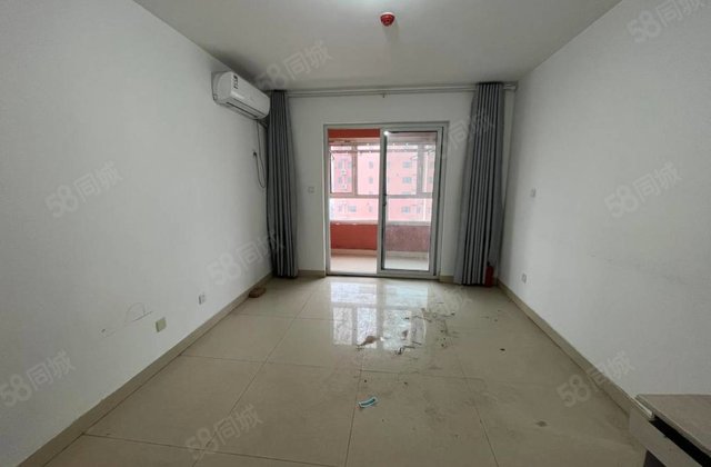 先锋翡丽湾，59万，车位随便停，带地下室