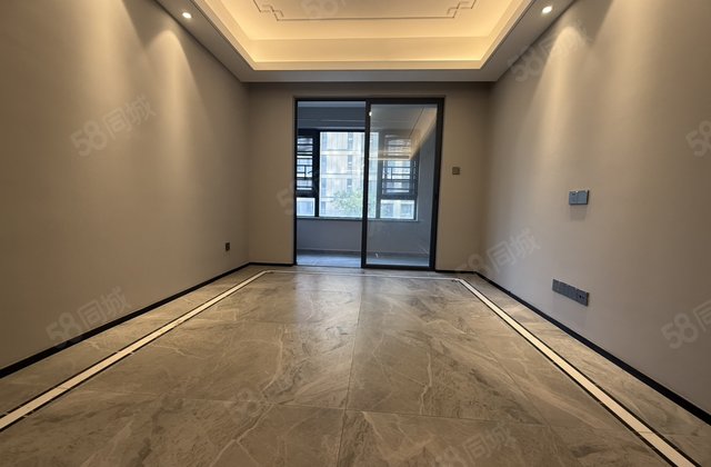 建发融创和鸣兰溪3室2厅93㎡99.9万二手房图片