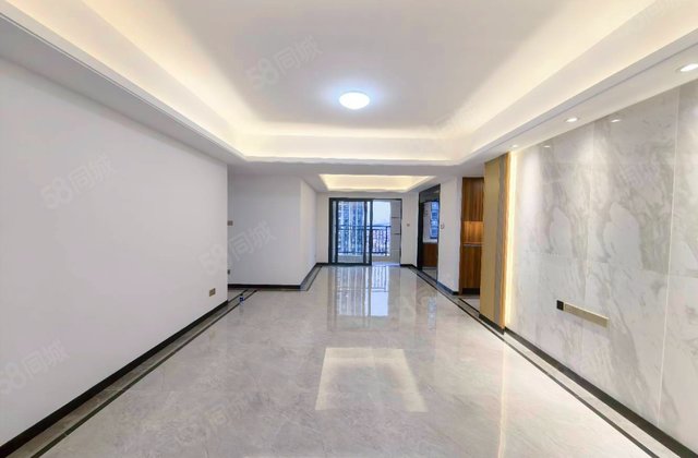 领秀公馆4室2厅141㎡120万二手房图片