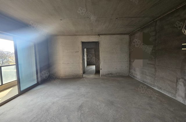 山水华庭3室1厅110㎡75.5万二手房图片