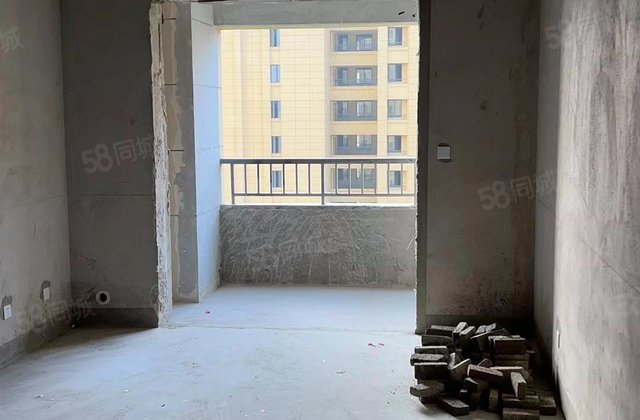 金都檀宫3室2厅107㎡55万二手房图片
