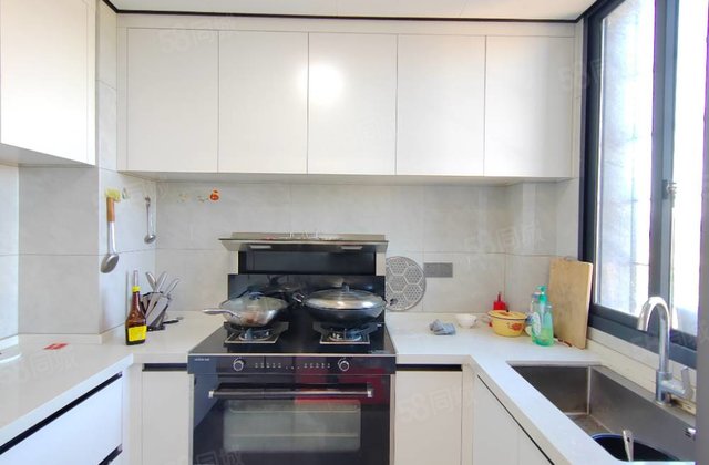 名门世家4室2厅132.58㎡105.8万二手房图片