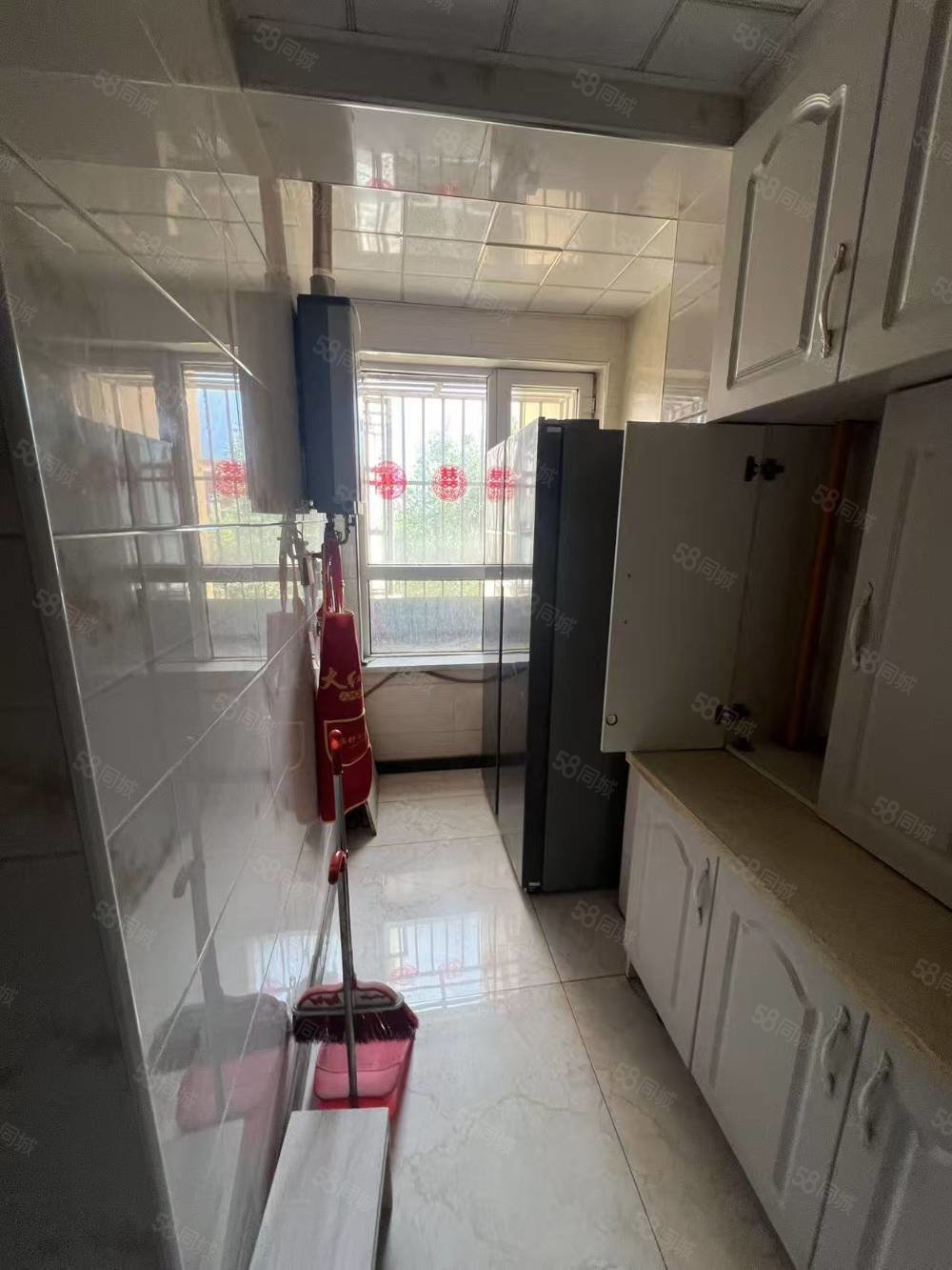 青湖铭城3室2厅1卫127㎡南北48万