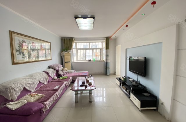 高新区文轩 中间楼层 凤凰新城大三居 阳台落地窗