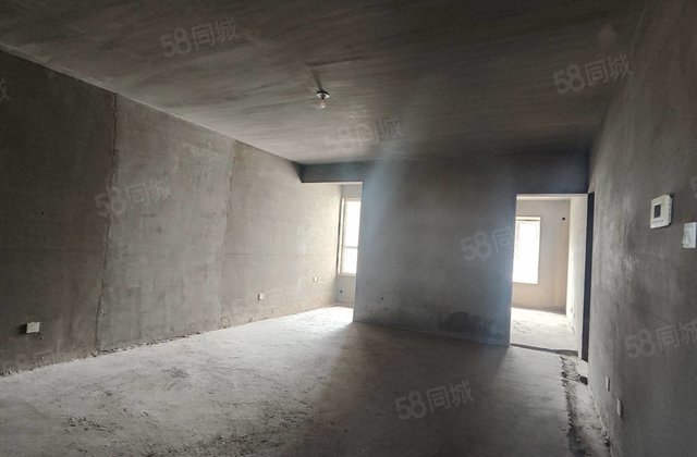 御景苑3室2厅131㎡91万二手房图片