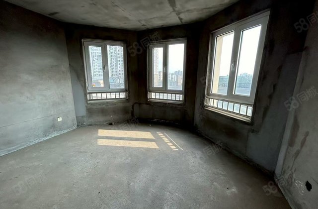 兰煜龙湾4室2厅176㎡225万二手房图片