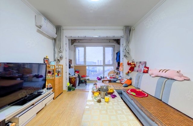 依山伴城三期和城3室2厅90.27㎡140万二手房图片