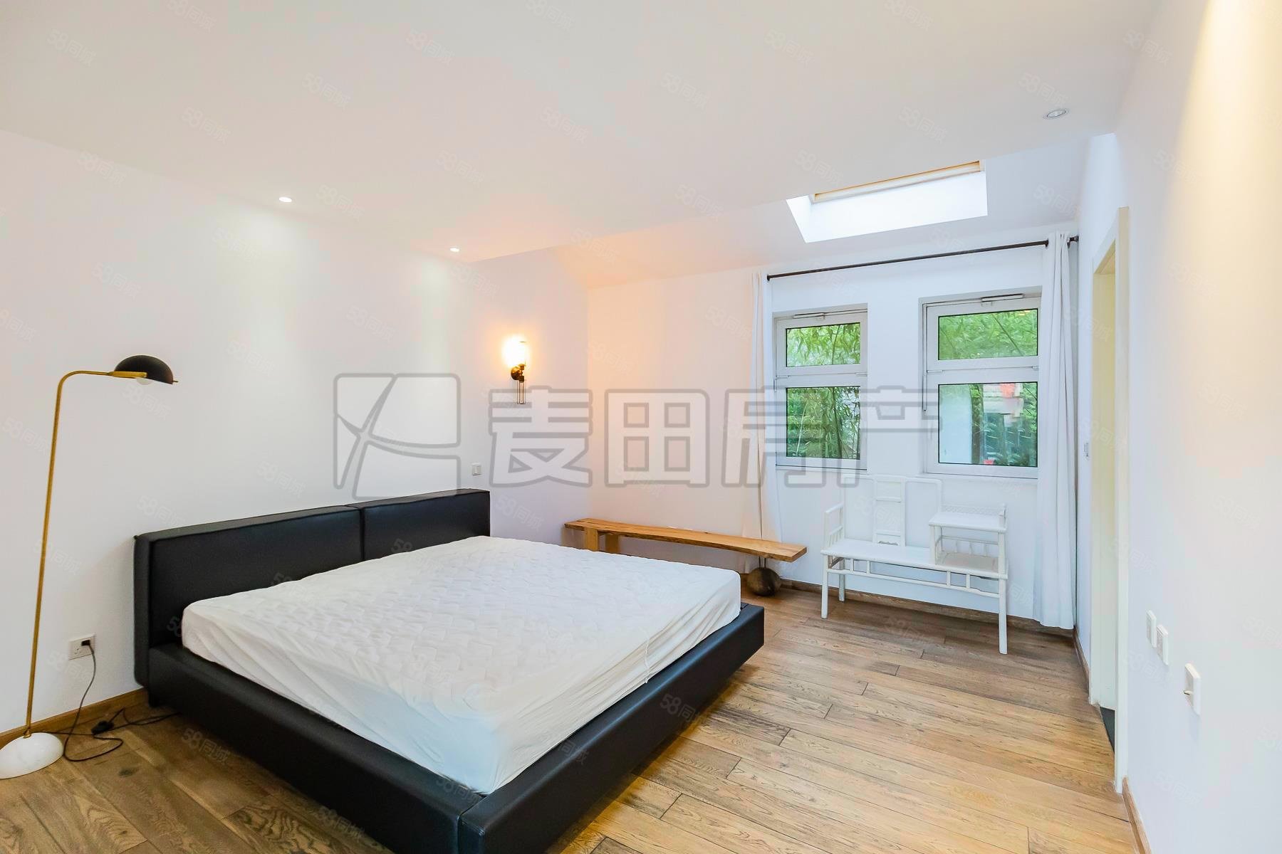 歐陸苑4室3廳3衛(wèi)232㎡南北2675萬