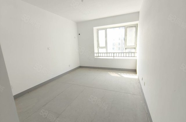 新上！可观景，昌润莲城大平层，四室三卫，送储，小高层，有钥匙