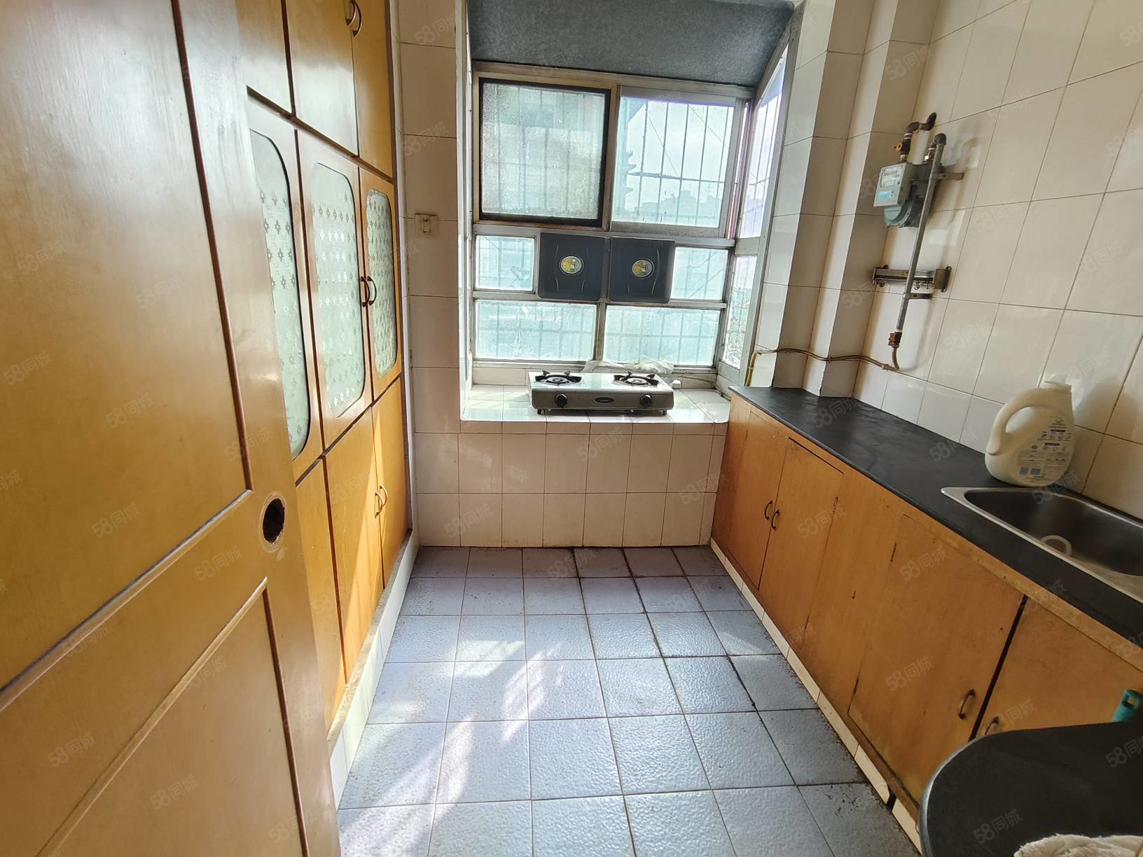 张湾机关家属楼2室2厅1卫105㎡南北45.8万