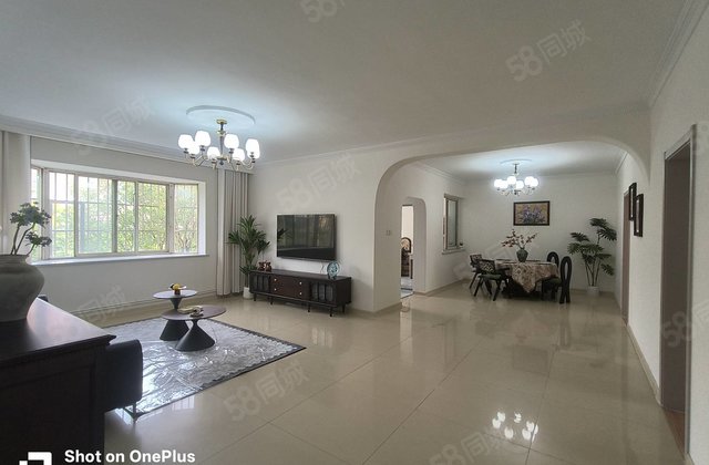 凤凰新城 精装修 送车库 储免大税 公摊少 好楼层 三室朝阳