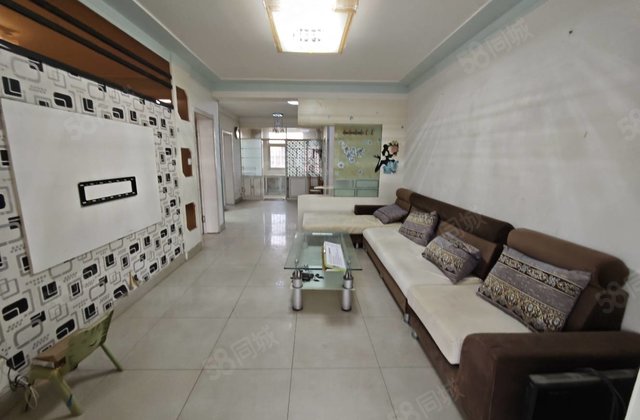 电大 万达 地暖房 大两室 客厅朝阳 免大税带储藏室随时可看