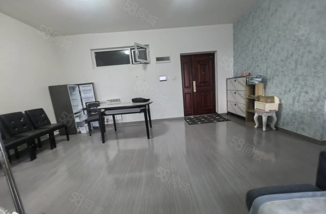 和顺嘉苑3室2厅115㎡168万二手房图片