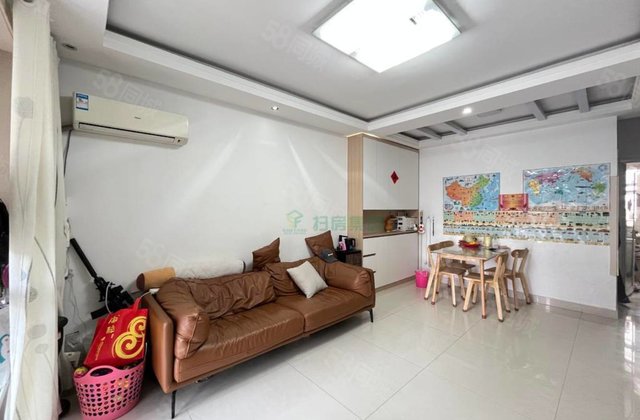 阿尔卡迪亚精装两室  房东急售费用   低