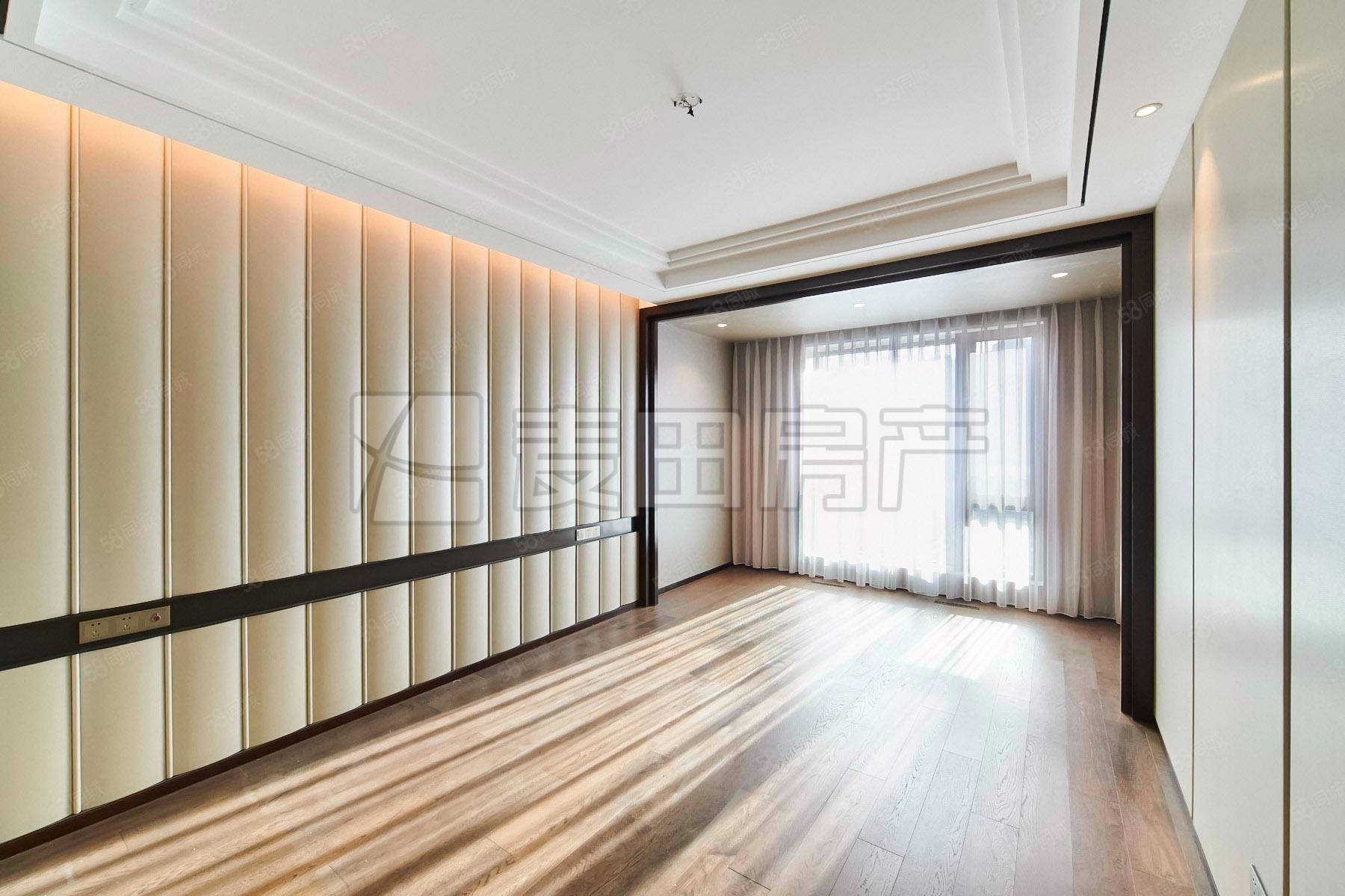 使館壹號(hào)院3室2廳3衛(wèi)237㎡南北3500萬