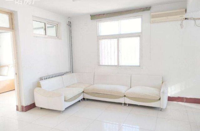 铁路安民 单位家属院 好楼层 三室两厅 边户 送超大地下室