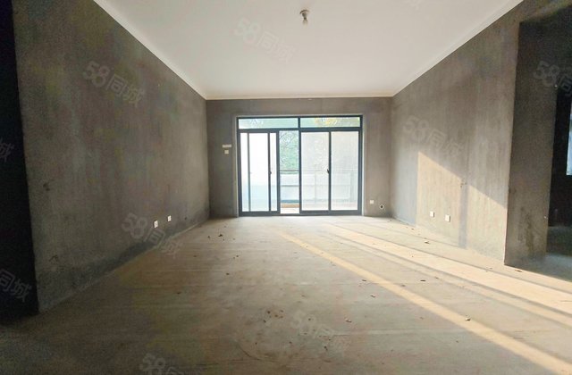 中大青山湖花园4室2厅156.23㎡140万二手房图片