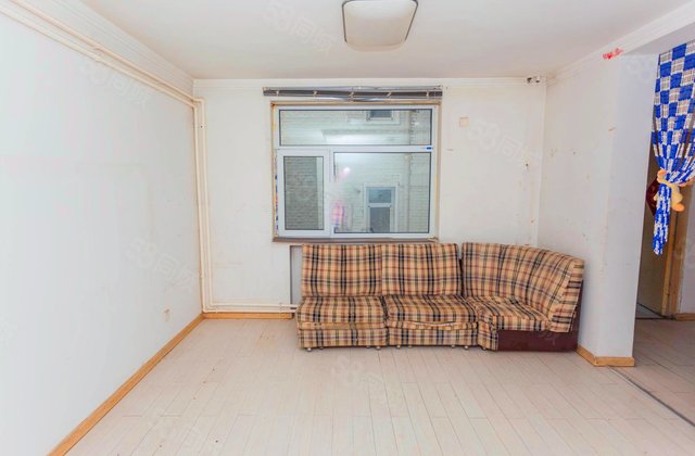 玫瑰园小区2室1厅81.12㎡55万二手房图片