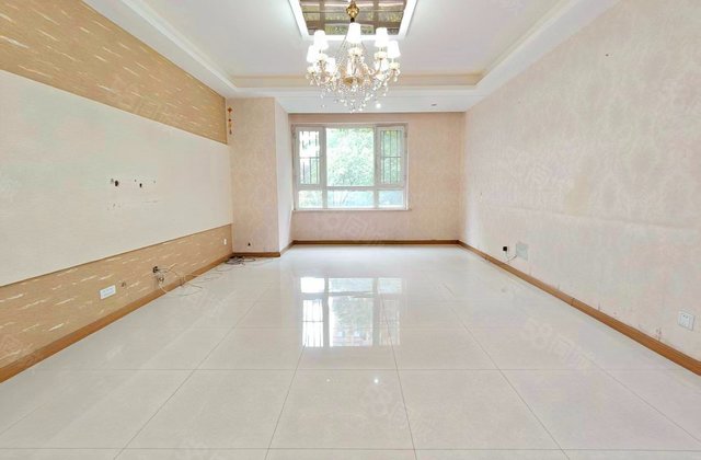 中海国际社区(E区)3室0厅141㎡82万二手房图片