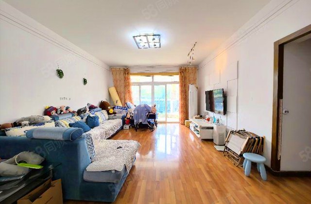 齐力花园3室2厅133.86㎡240万二手房图片