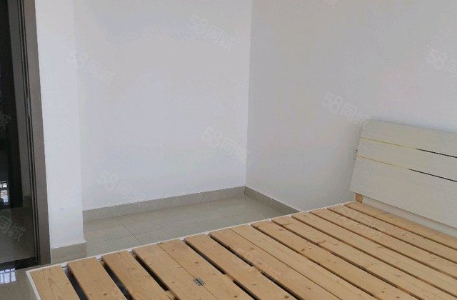 次新房 刚需小三居 南北通透 商品住宅 高楼层视野无遮挡