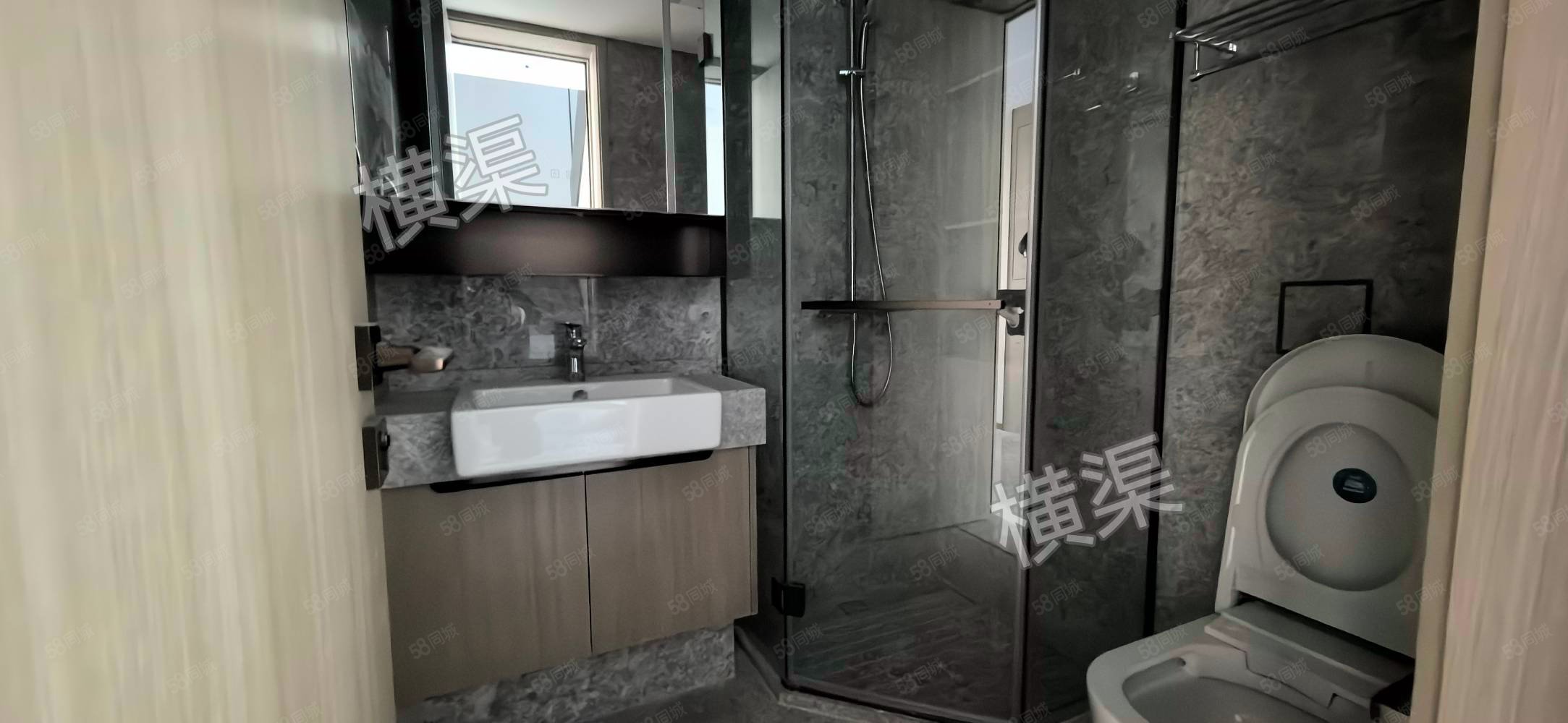 龍湖云河玉陛5室2廳3衛(wèi)266㎡南北1380萬