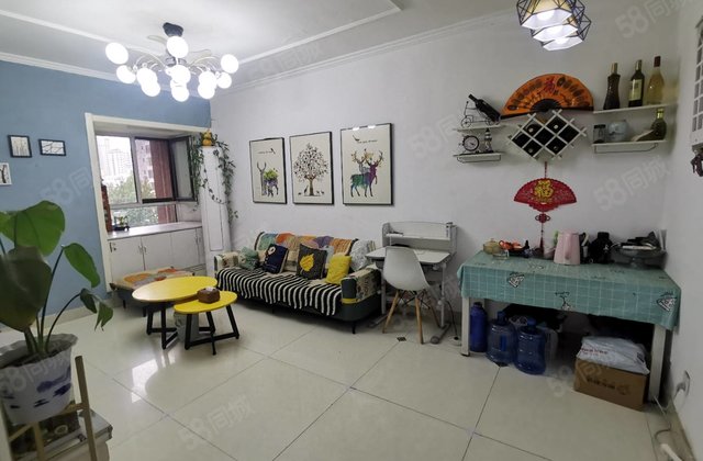 过度   精装婚房5万安家拎包入住，两室朝阳带储，水岸花语