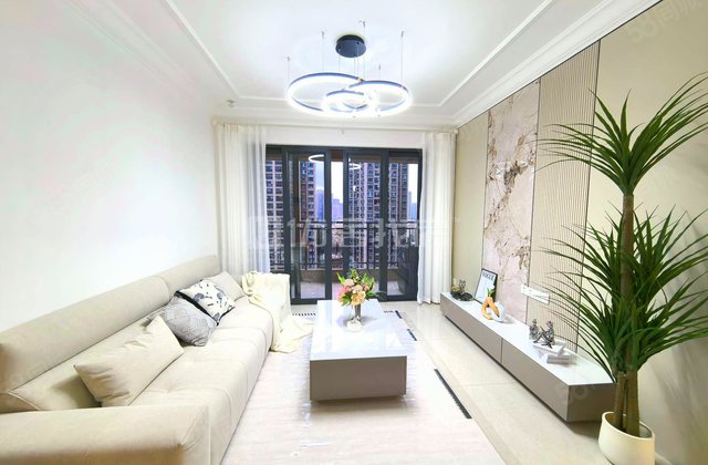 恒大中央广场一期A组团3室2厅97㎡83万二手房图片