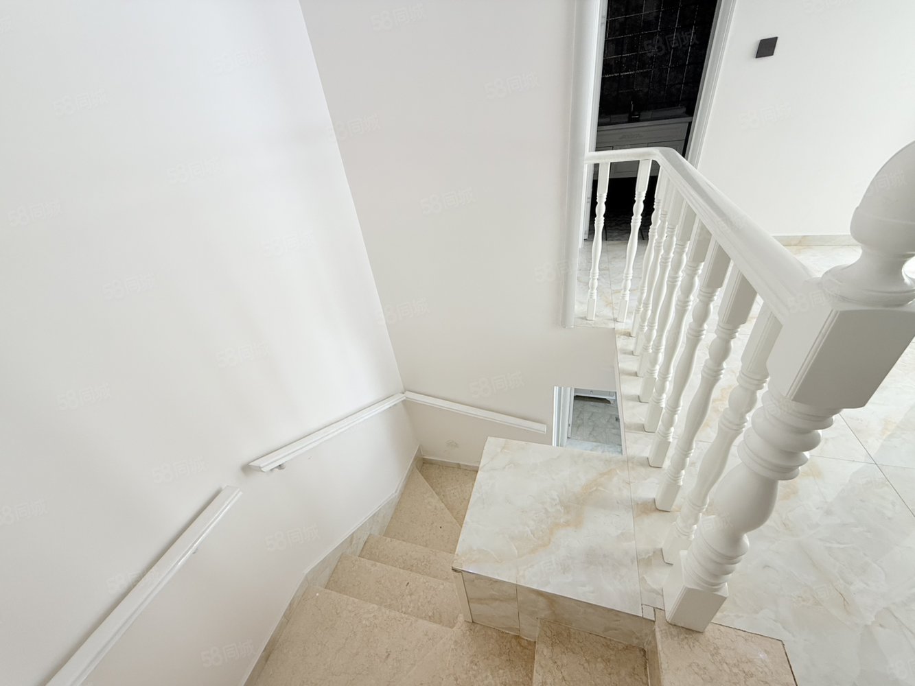 众力牧民欣街4室2厅2卫147㎡南北69.8万