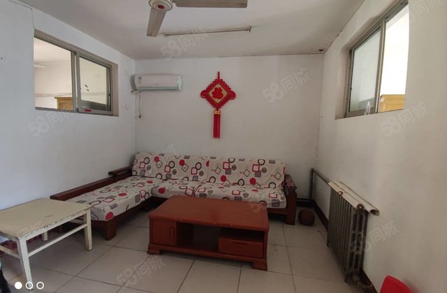 兴华路小雪 东昌中学旁 聊建一公司 领秀城正规三室4楼