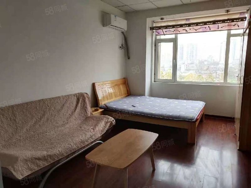 伯爵公馆西向五楼 35平简装 带全屋家具家电 证过二 22万