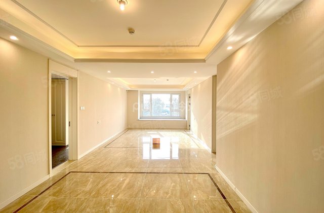 万科翡翠公园二期3室2厅141.9㎡112万二手房图片