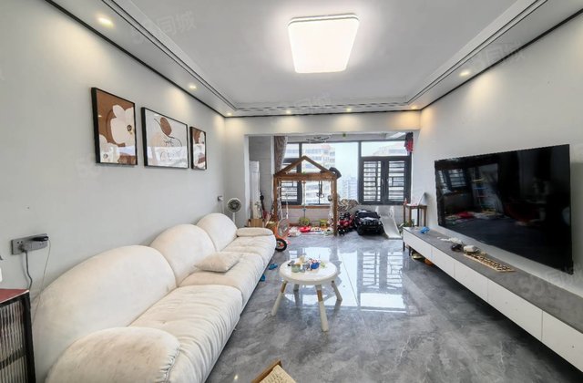 金桥华府3室2厅120㎡53.8万二手房图片