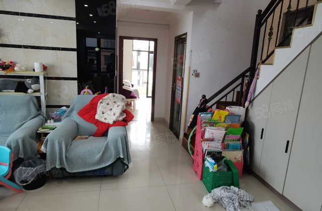 翰林世家5室3厅200㎡170万二手房图片