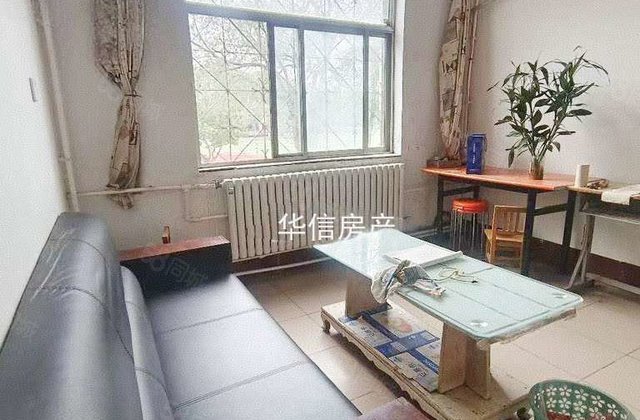 文轩 老一中 南邻 一建家属院 多层二楼