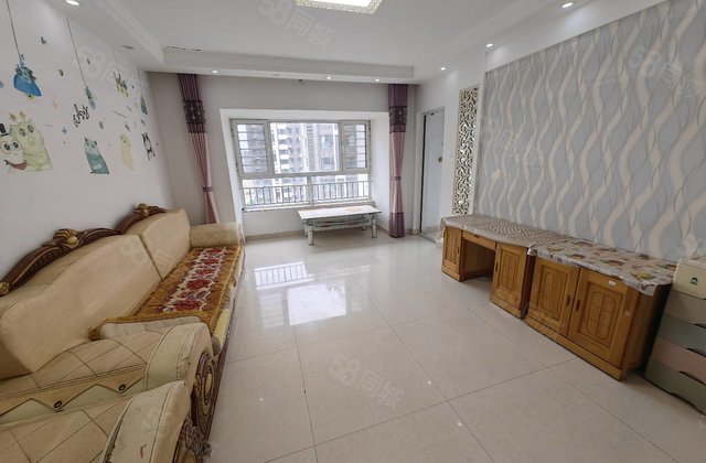 新上阿尔卡迪亚 大三居 送车位光明 七中 随时过户 价格可谈