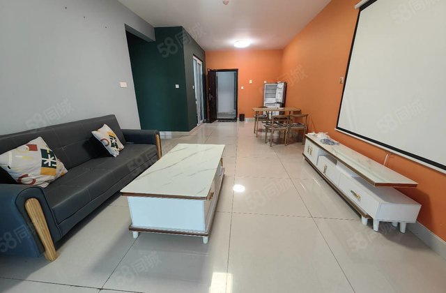 万达旁 缤纷日月城 带车位储藏室 23楼 3室双卫有证可按揭