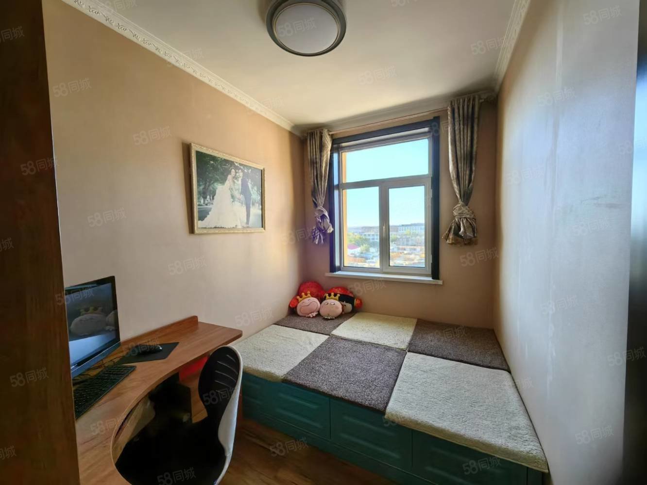 东方国际3室2厅1卫121㎡南北51.5万