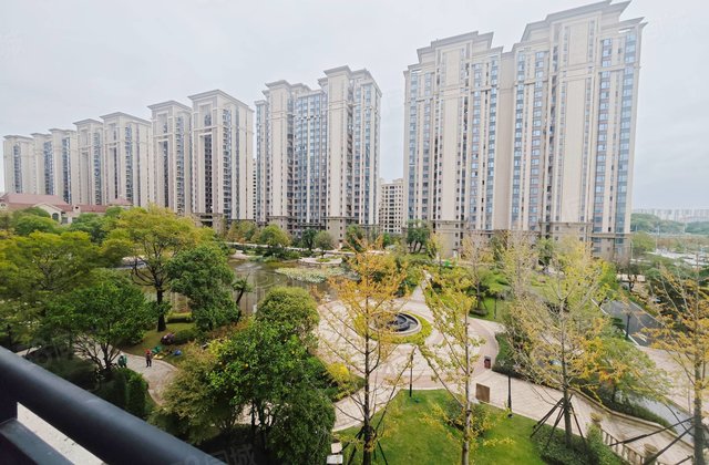 恒大御府3室2厅101㎡56万二手房图片