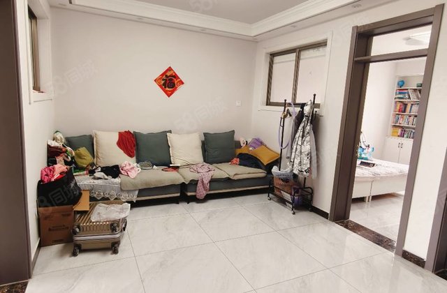 80万文轩八中，老一中，电业局二院，师范家属院，停车方便，