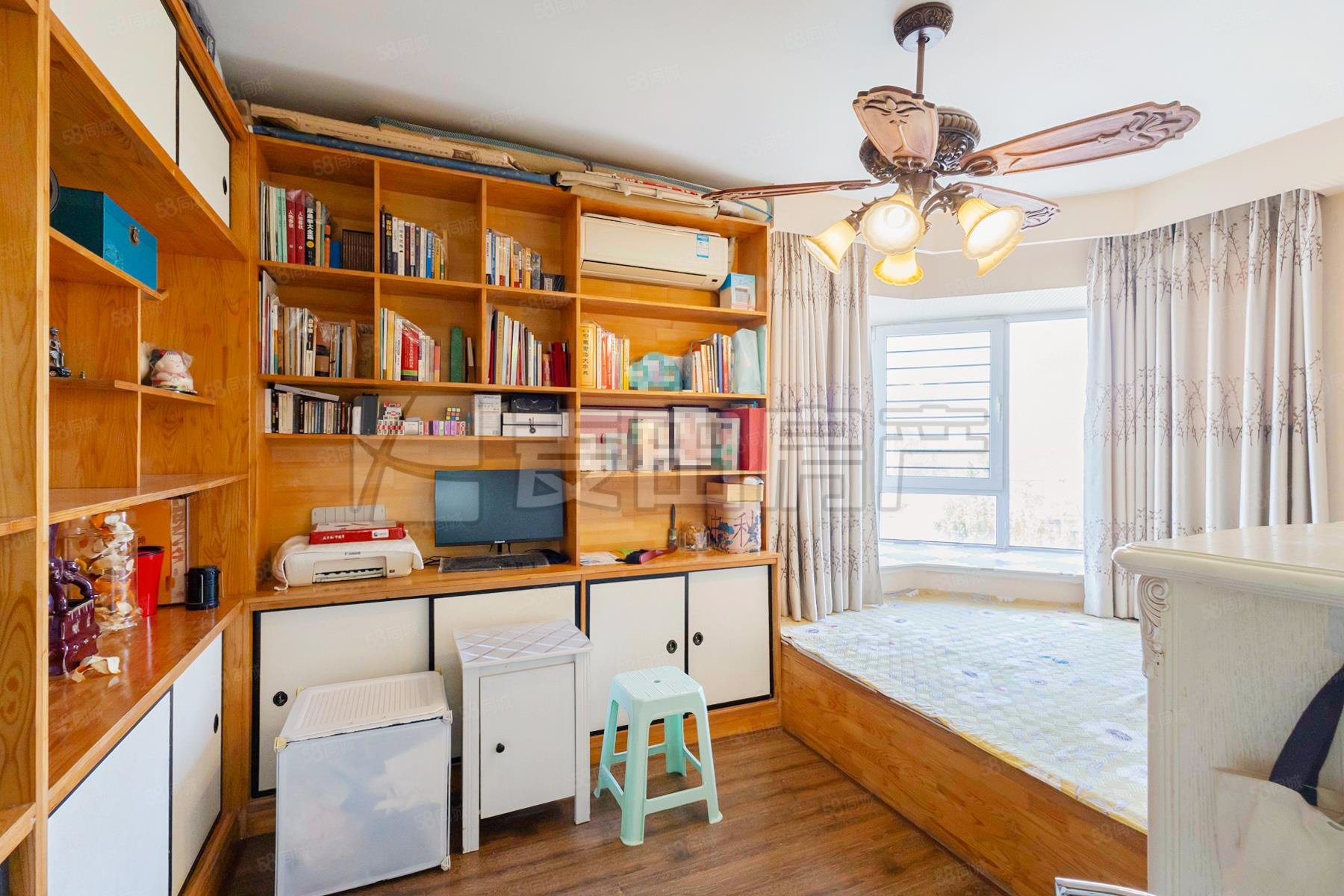 香溪度3室2廳2衛(wèi)166㎡南北1399萬(wàn)