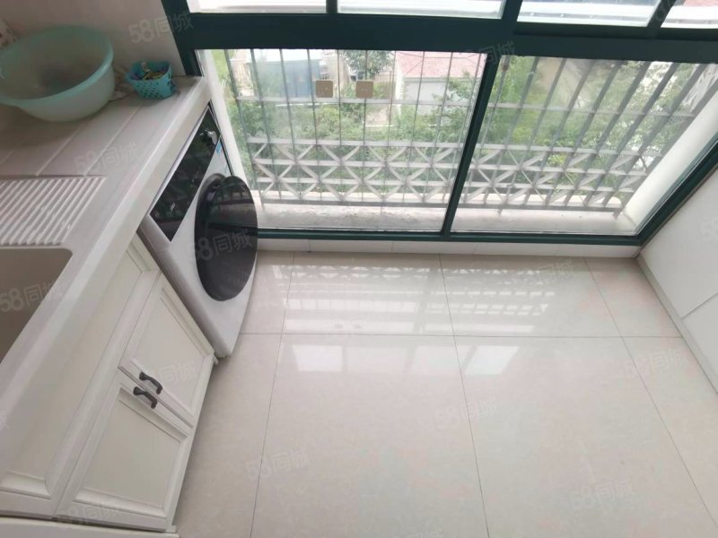 阅湖花园多层楼层公摊少无遮挡送35平米住人储藏室