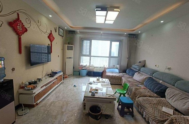 阿尔卡迪亚瑞园(六期) 小三房 次新小区 双卫生间 近医院