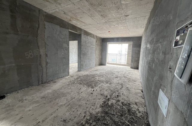 地王公馆4室2厅120㎡56.8万二手房图片