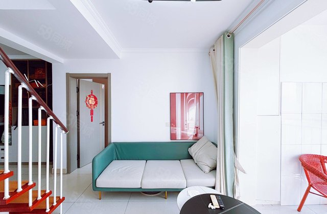 急售！开发区二实验旁 阳光逸墅复式 精装三室 包大税 送车位