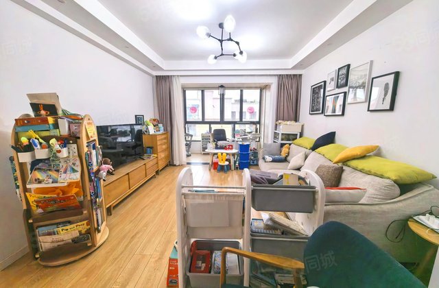 金沙御苑3室2厅105.3㎡242万二手房图片