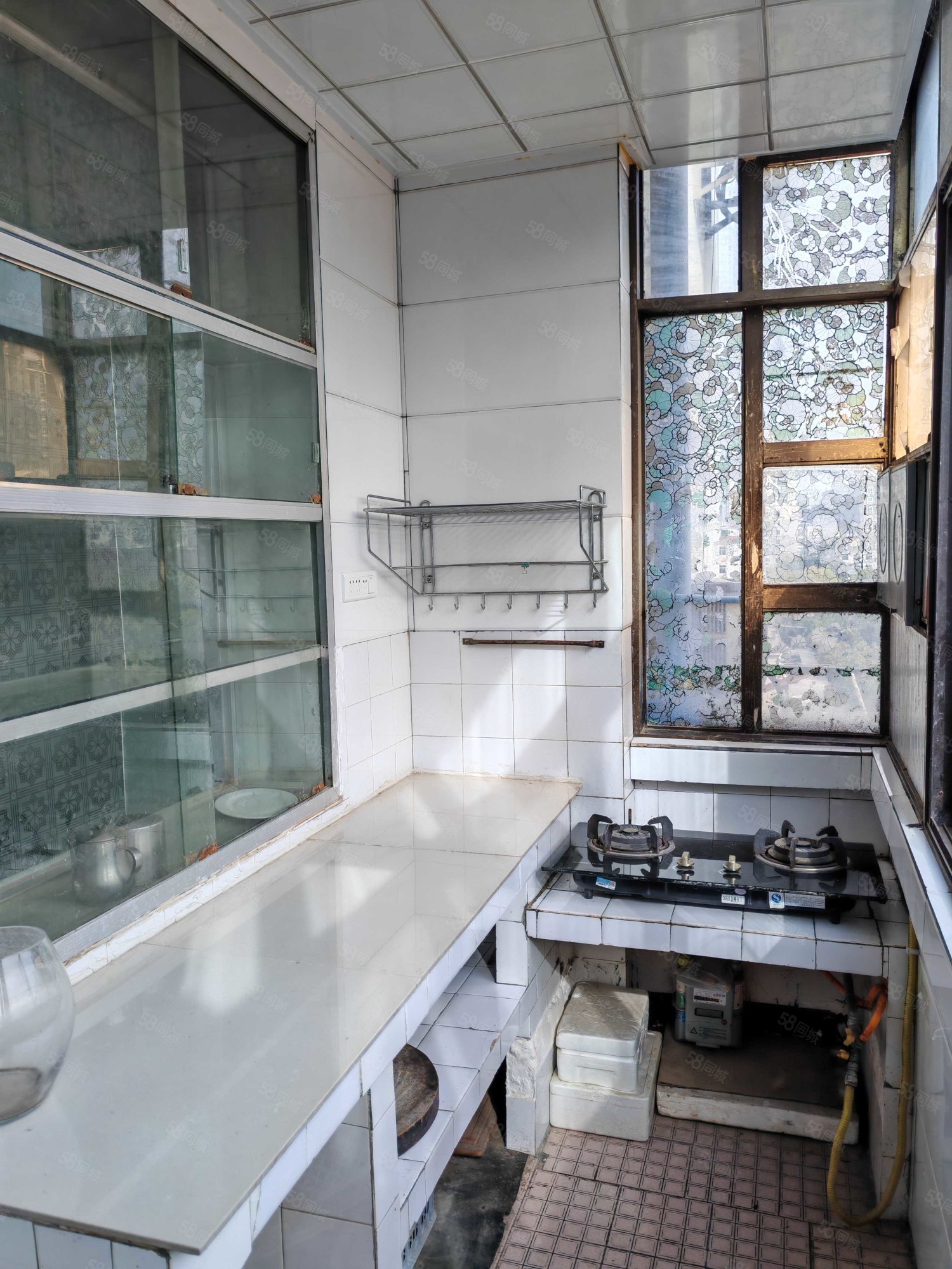 神鹰小区3室2厅1卫84㎡南北25万