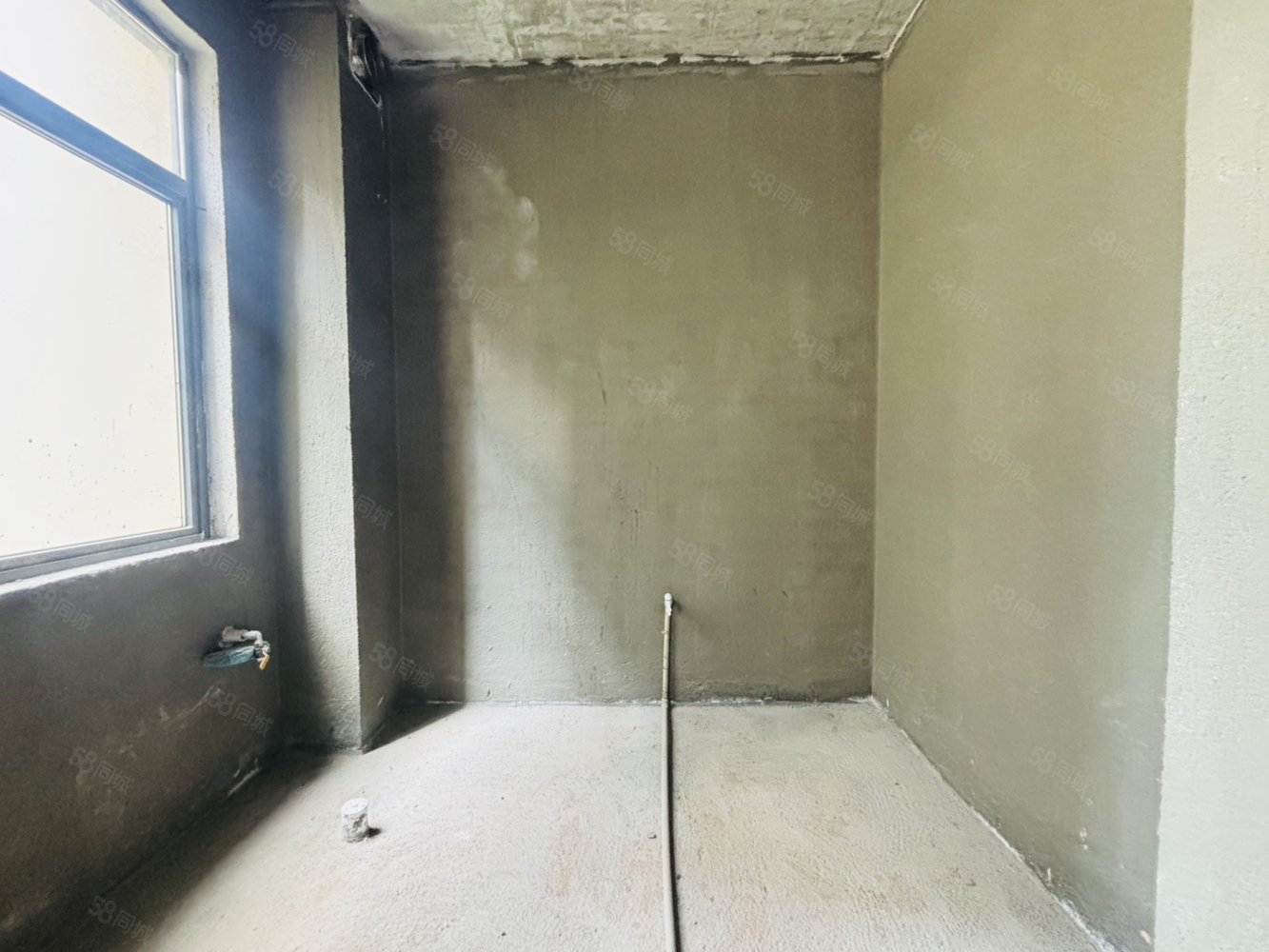 创维瑜园4室2厅2卫131㎡南北53万